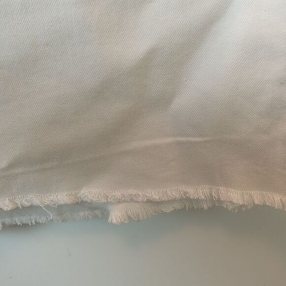 J.Crew raw edge hem White denim skirt (size 36x18) - Picture 5 of 8